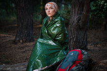 Load image into Gallery viewer, Emergency Blanket Survival Kit