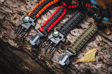 Load image into Gallery viewer, Tactical Paracord Bracelet